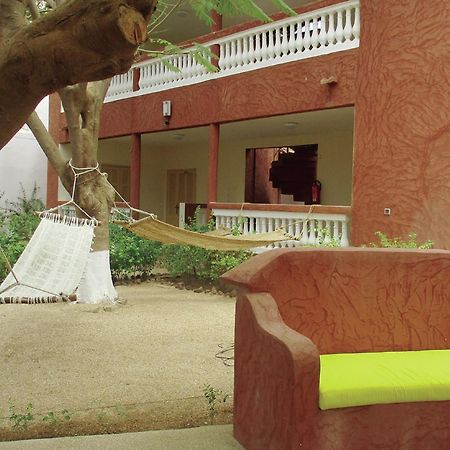 Le Lion Dort Somone Exterior foto