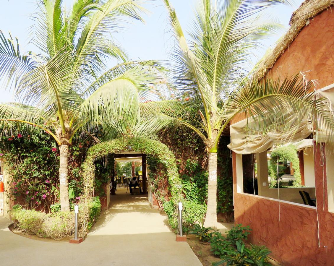 Le Lion Dort Somone Exterior foto